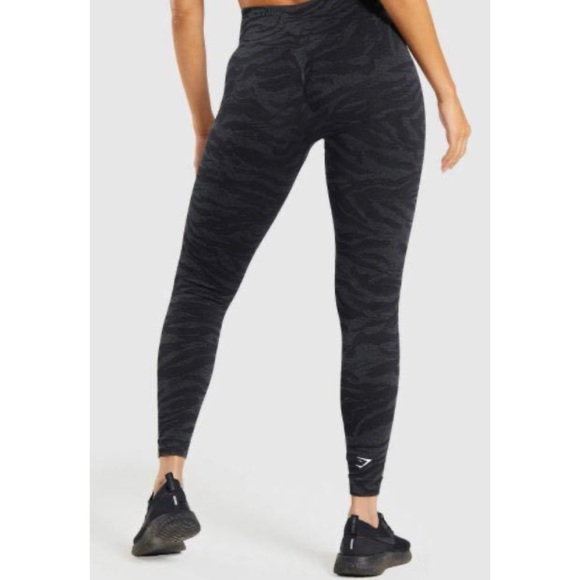 Gymshark Adapt Animal Seamless Leggings - Picture 3 of 11